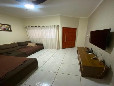 Casa para Venda, em Ara�atuba, bairro JARDIM UNIVERSO, 2 dormit�rios, 2 banheiros, 1 su�te, 2 vagas